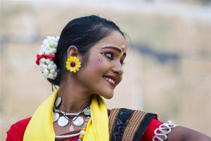 Folk-Dancer-from-Madhya-Pardesh