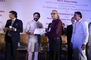 Hon'ble Minister of Tourism, Shri G. Kishan Reddy distributed skill training certificates to Taxi/ Cab/Coach drivers under Tourism Awareness Programme on 30th November 2022 at The Ashok, New Delhi.